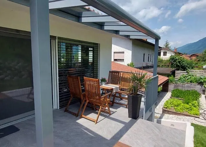 Kanalec Hiša za goste 2*