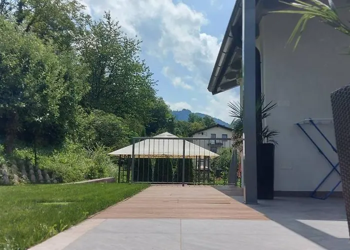 Kanalec Hiša za goste Tolmin